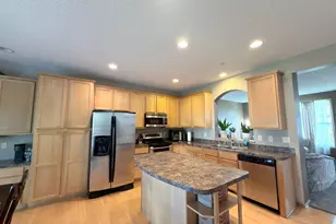 13705 54th Ave N, Plymouth, MN 55446 - Photo 6