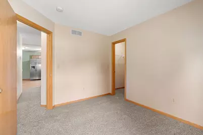 2100 Burr Oak Dr #B, Austin, MN 55912 - Photo 26