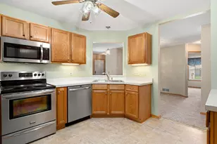 2100 Burr Oak Dr, Austin, MN 55912 - Photo 14