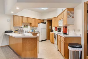 2100 Burr Oak Dr, Austin, MN 55912 - Photo 36