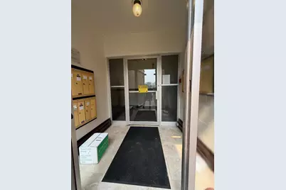 1928 Aldrich Avenue S #B105, Minneapolis, MN 55403 - Photo 2