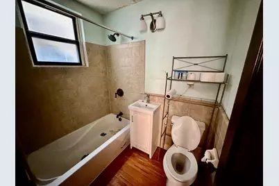 1928 Aldrich Avenue S #B105, Minneapolis, MN 55403 - Photo 10