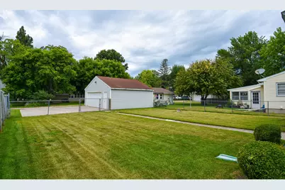 417 Kendall Avenue S, Thief River Falls, MN 56701 - Photo 30