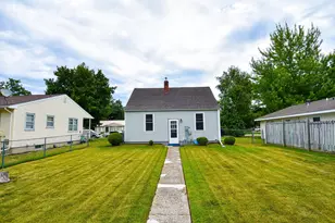 417 Kendall Ave S, Thief River Falls, MN 56701 - Photo 28