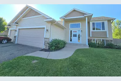 1125 Pioneer Trail SE, Cambridge, MN 55008 - Photo 1