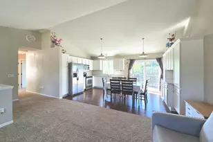 1125 Pioneer Trail SE, Cambridge, MN 55008 - Photo 8