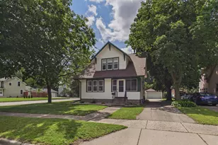 447 E School St, Owatonna, MN 55060 - Photo 2