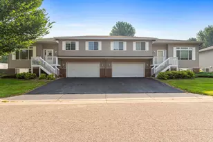 1403 Constitutional Dr, Northfield, MN 55057 - Photo 2