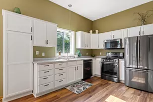 1403 Constitutional Dr, Northfield, MN 55057 - Photo 14