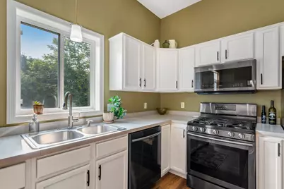 1403 Constitutional Drive, Northfield, MN 55057 - Photo 16