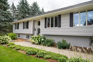 6757 Horseshoe Bend Dr, Corcoran, MN 55340 - Photo 2