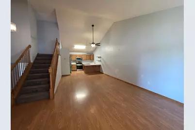 832 Matthew Drive, Chaska, MN 55318 - Photo 2