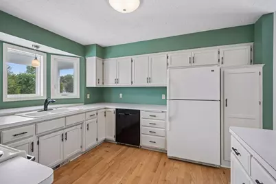 10219 Kahler Avenue NE, Monticello, MN 55362 - Photo 8