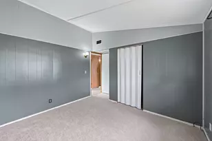 1582 3rd St E, Saint Paul, MN 55106 - Photo 24