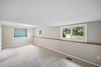 8944 Darnel Road, Eden Prairie, MN 55347 - Photo 38