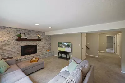 8944 Darnel Road, Eden Prairie, MN 55347 - Photo 28