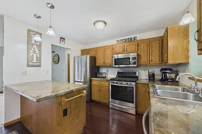 230 Mahtomedi Avenue, Mahtomedi, MN 55115 - Photo 6