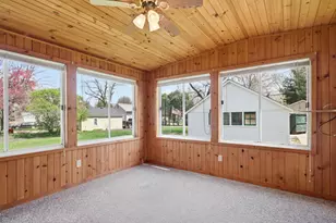 827 7th Ave SW, Faribault, MN 55021 - Photo 14