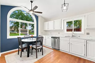 990 Ticonderoga Trail, Eagan, MN 55123 - Photo 8