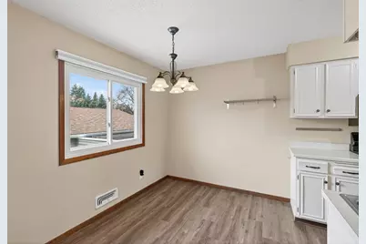 7023 146th Street Court, Apple Valley, MN 55124 - Photo 4
