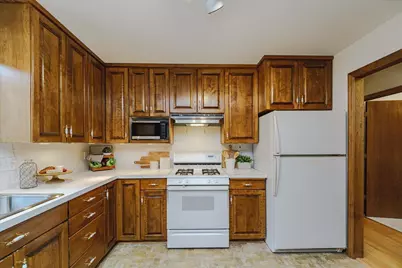 1060 Dennis Street S, Maplewood, MN 55119 - Photo 12