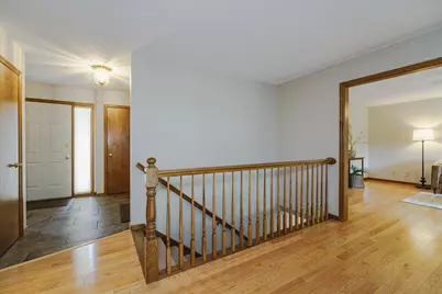 1060 Dennis Street S, Maplewood, MN 55119 - Photo 20