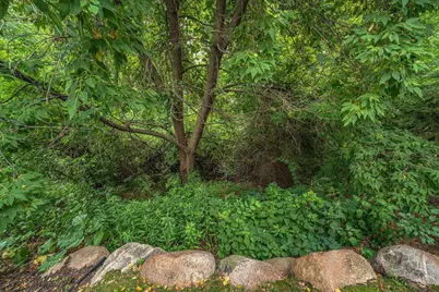 1060 Dennis Street S, Maplewood, MN 55119 - Photo 64
