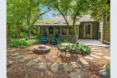 2824 Fernwood Street, Roseville, MN 55113 - Photo 8
