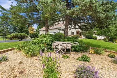 365 Windsor Lane, Mahtomedi, MN 55115 - Photo 4
