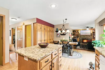 365 Windsor Lane, Mahtomedi, MN 55115 - Photo 6
