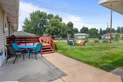 7040 Jersey Avenue N, Brooklyn Park, MN 55428 - Photo 28