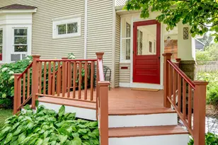 330 King St W, Saint Paul, MN 55107 - Photo 2