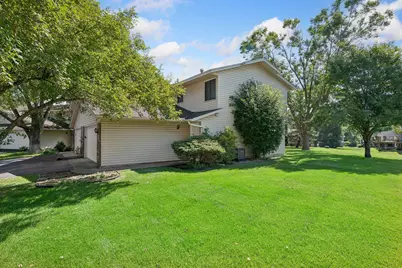 8515 W 97th Street Circle, Bloomington, MN 55438 - Photo 2