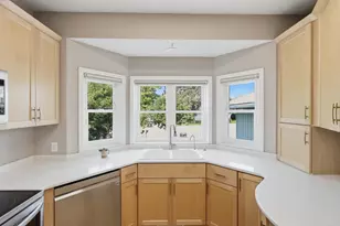 13150 Fordham Ct, Apple Valley, MN 55124 - Photo 8
