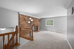 2210 Matterhorn Ln, Saint Paul, MN 55119 - Photo 2