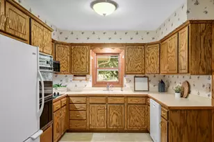 3309 W 87th St, Bloomington, MN 55431 - Photo 14