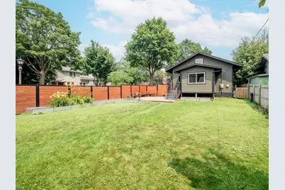 421 Snelling Avenue S, Saint Paul, MN 55105 - Photo 34