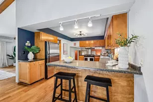 1219 Galvin Ave, West Saint Paul, MN 55118 - Photo 6