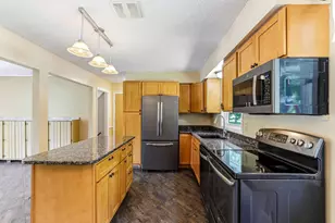 16307 Moorland Cir, Minnetonka, MN 55345 - Photo 12