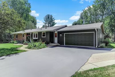 16307 Moorland Circle, Minnetonka, MN 55345 - Photo 2
