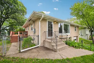 2154 William St, Roseville, MN 55113 - Photo 1