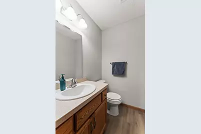 345 Roosevelt Street S #H, Cambridge, MN 55008 - Photo 10