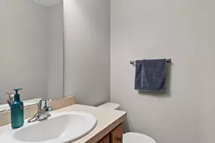 345 Roosevelt St S, Cambridge, MN 55008 - Photo 10