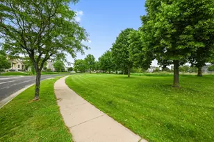 3062 Walden Dr, Chaska, MN 55318 - Photo 42