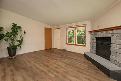 7300 30th Street SE, Eyota, MN 55934 - Photo 10