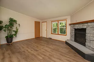 7300 30th St SE, Eyota, MN 55934 - Photo 10