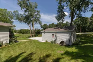 7300 30th St SE, Eyota, MN 55934 - Photo 30
