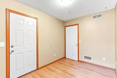 428 Willoughby Way W, Minnetonka, MN 55305 - Photo 24