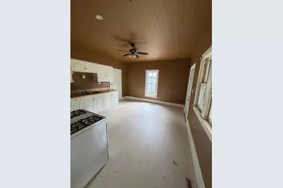 616 N Dewey Street, Fairmont, MN 56031 - Photo 2