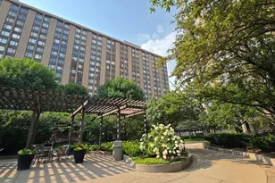 15 S 1st St, Minneapolis, MN 55401 - Photo 32